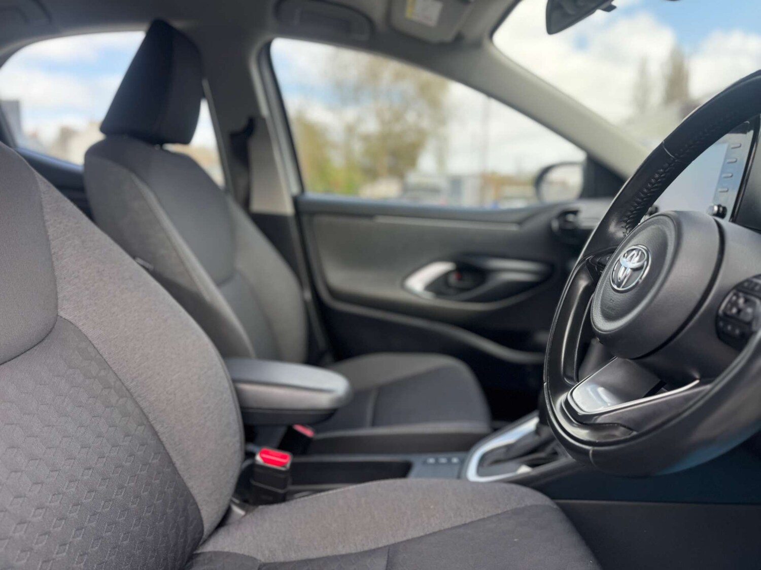 Used Toyota Yaris 2021 for sale - 78064992: Photo 62