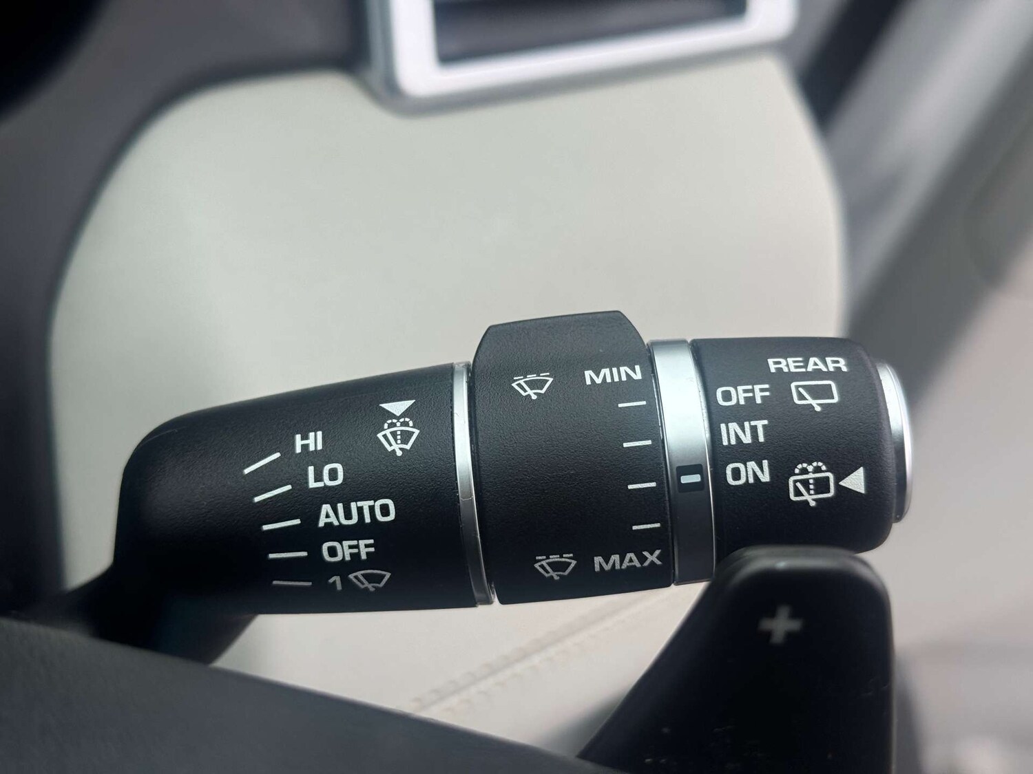 Used Land Rover Discovery Sport 2017 for sale - 77764226: Photo 17