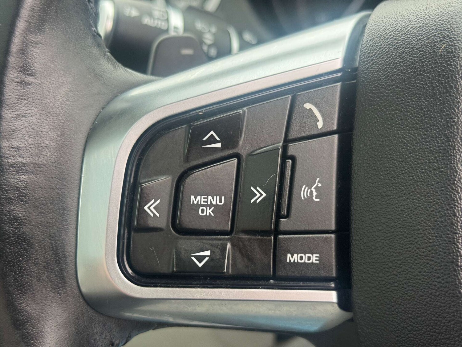 Used Land Rover Discovery Sport 2017 for sale - 77764226: Photo 40