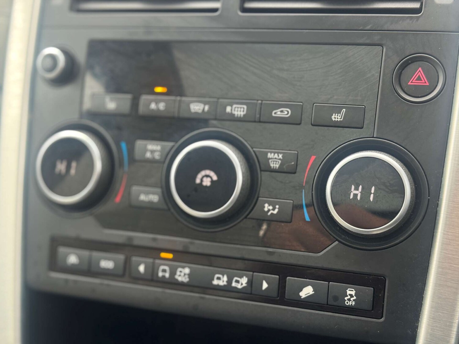 Used Land Rover Discovery Sport 2017 for sale - 77764226: Photo 52