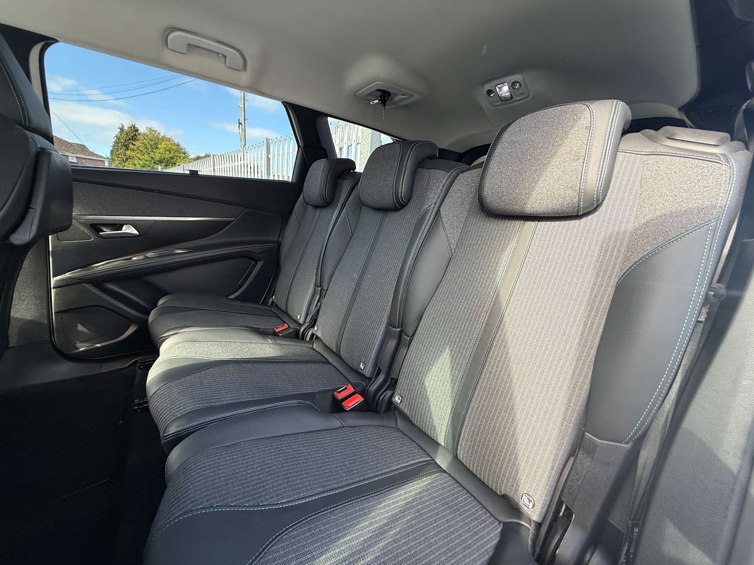 Used Peugeot 5008 2021 for sale - 77207435: Photo 42