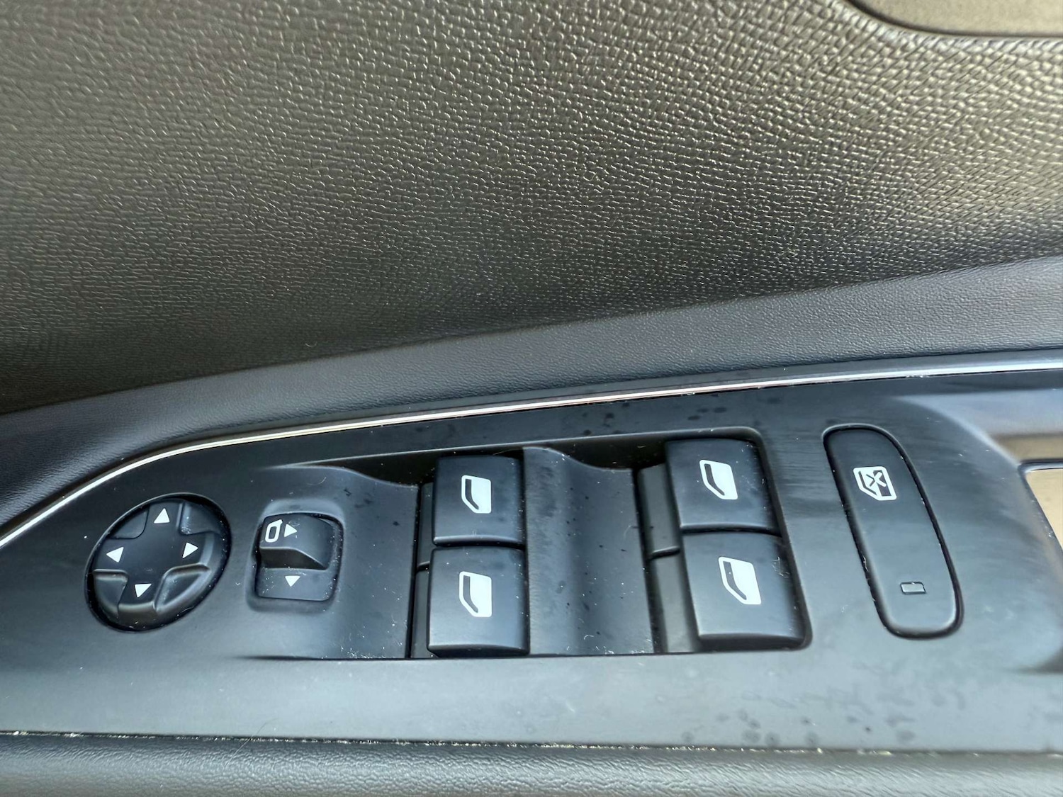 Used Peugeot 5008 2021 for sale - 77207435: Photo 68