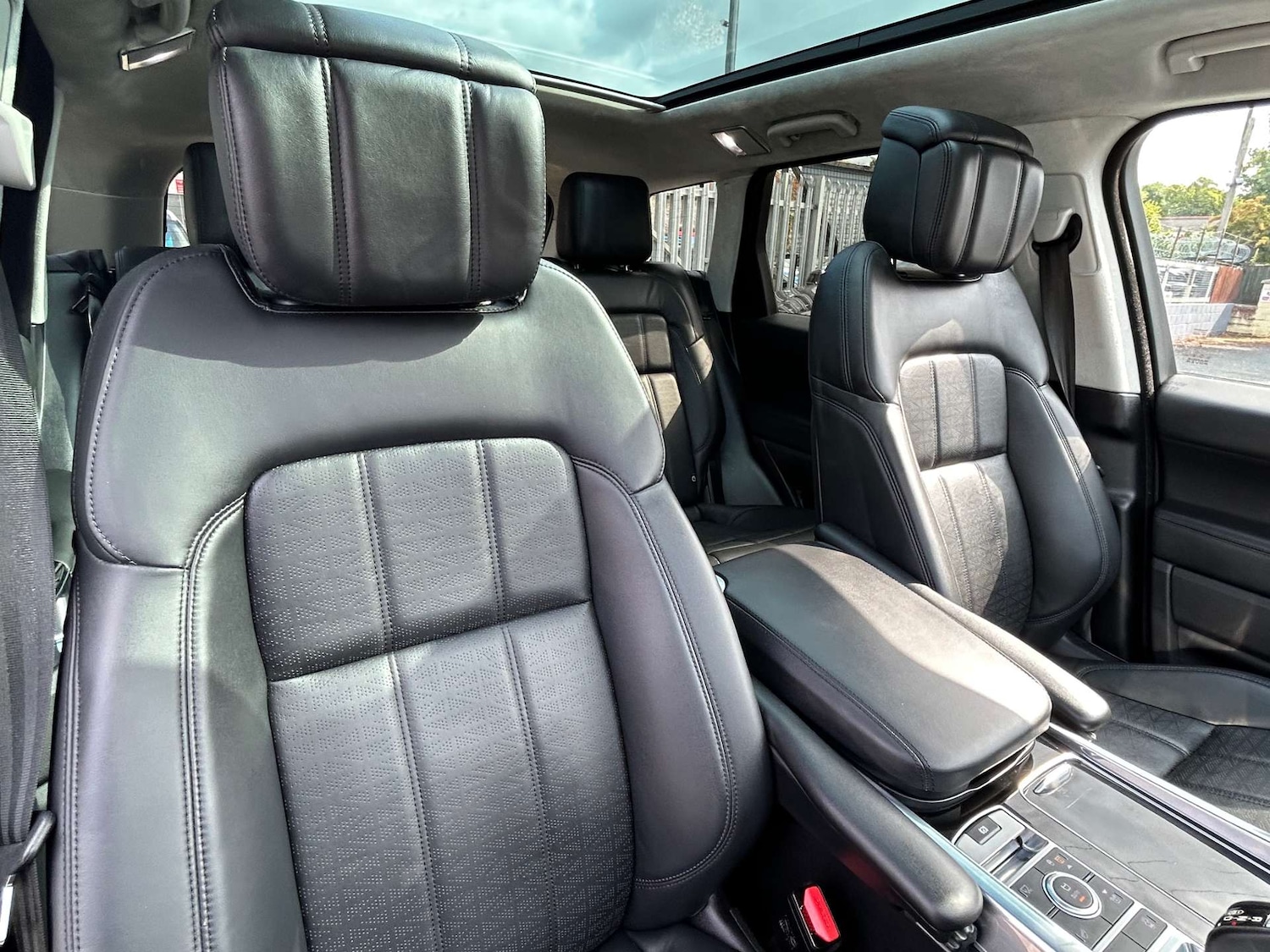 Used Land Rover Range Rover Sport 2020 for sale - 77207433: Photo 50