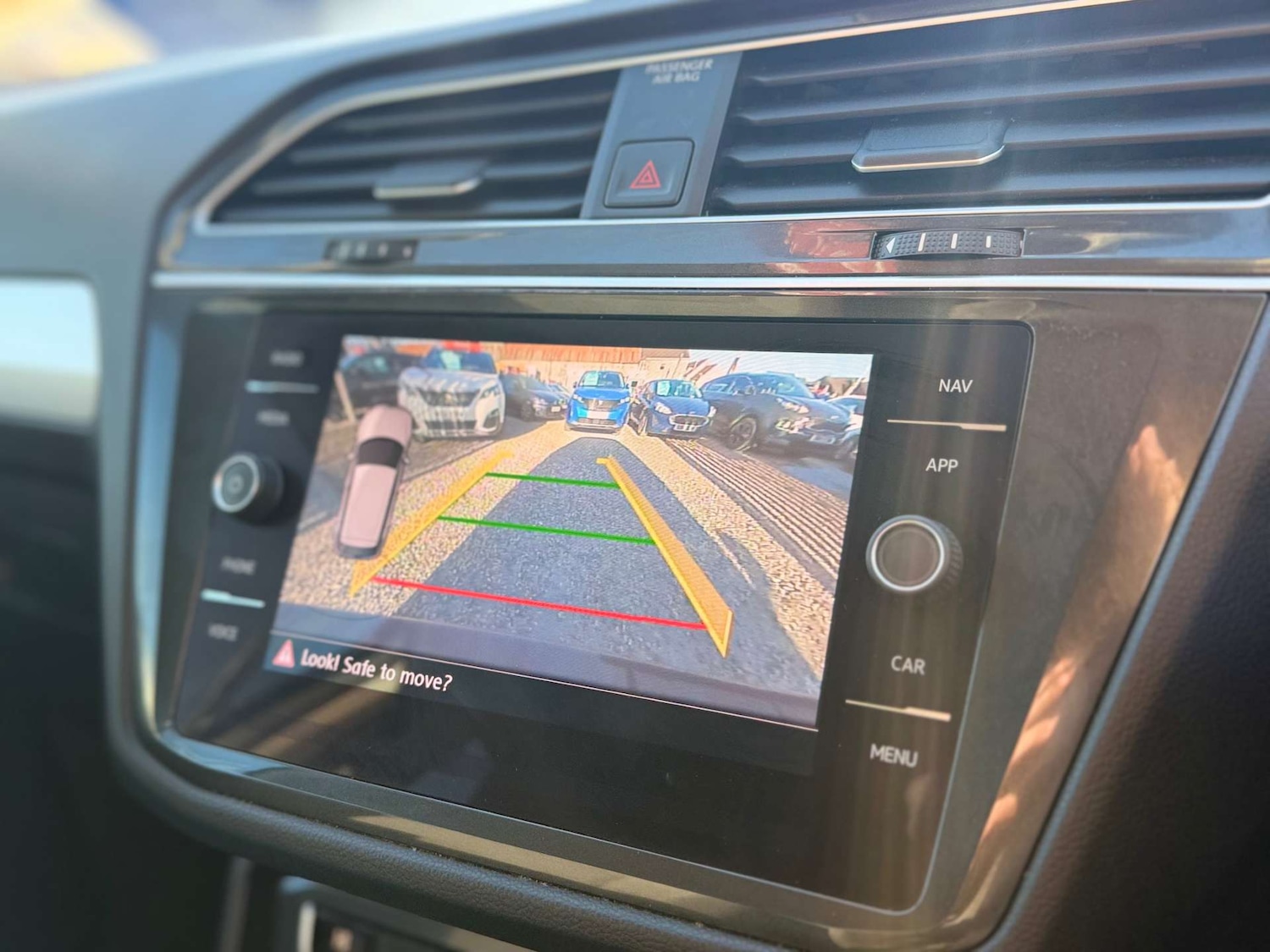 Used Volkswagen Tiguan 2019 for sale - 77207473: Photo 39