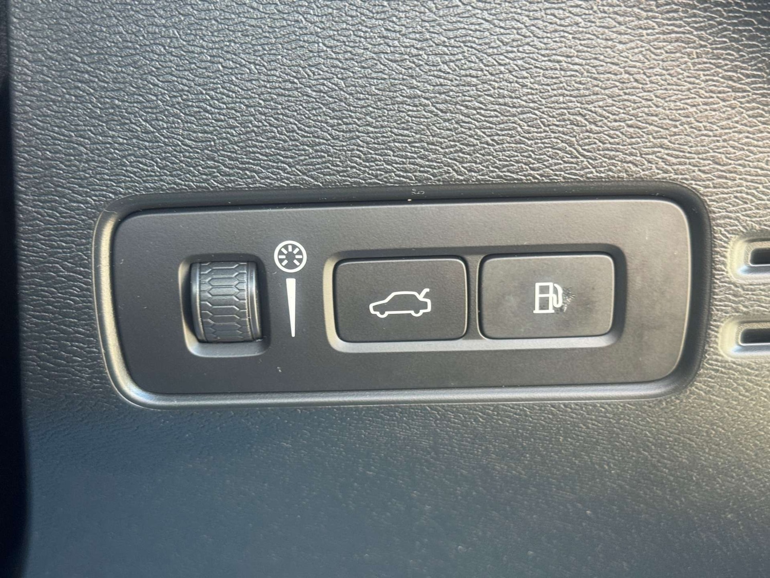 Used Volvo XC40 2021 for sale - 77931801: Photo 20