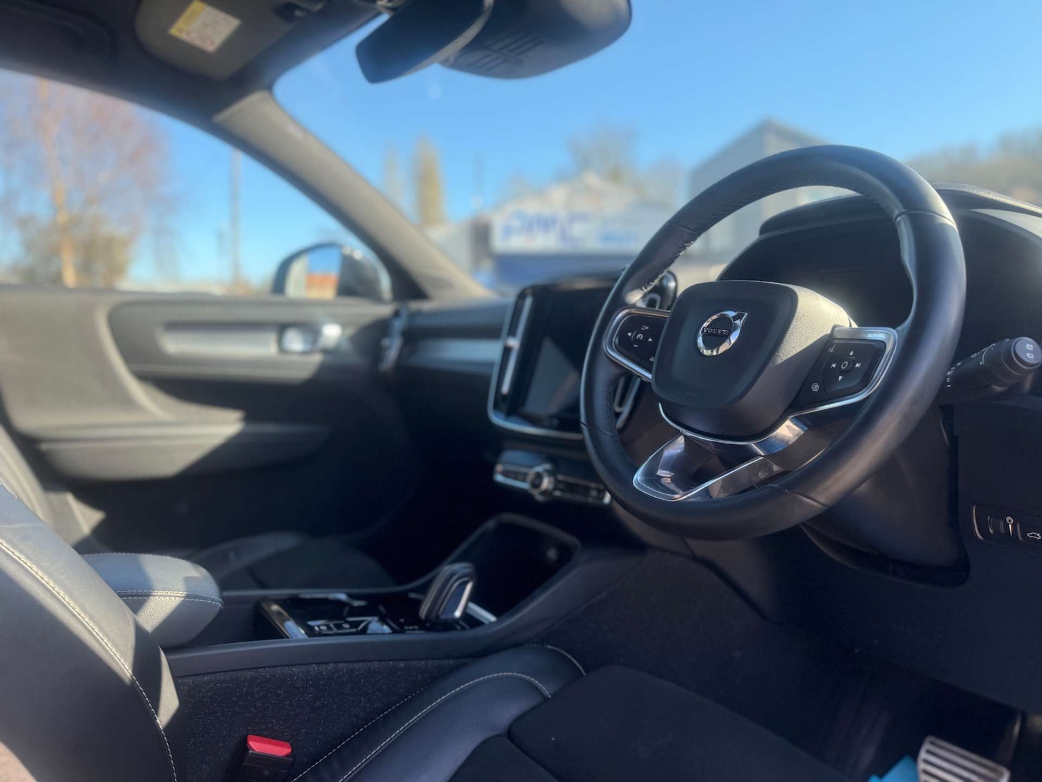 Used Volvo XC40 2021 for sale - 77931801: Photo 41