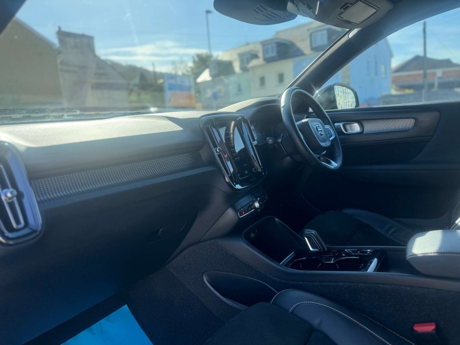 Used Volvo XC40 2021 for sale - 77931801: Photo 57