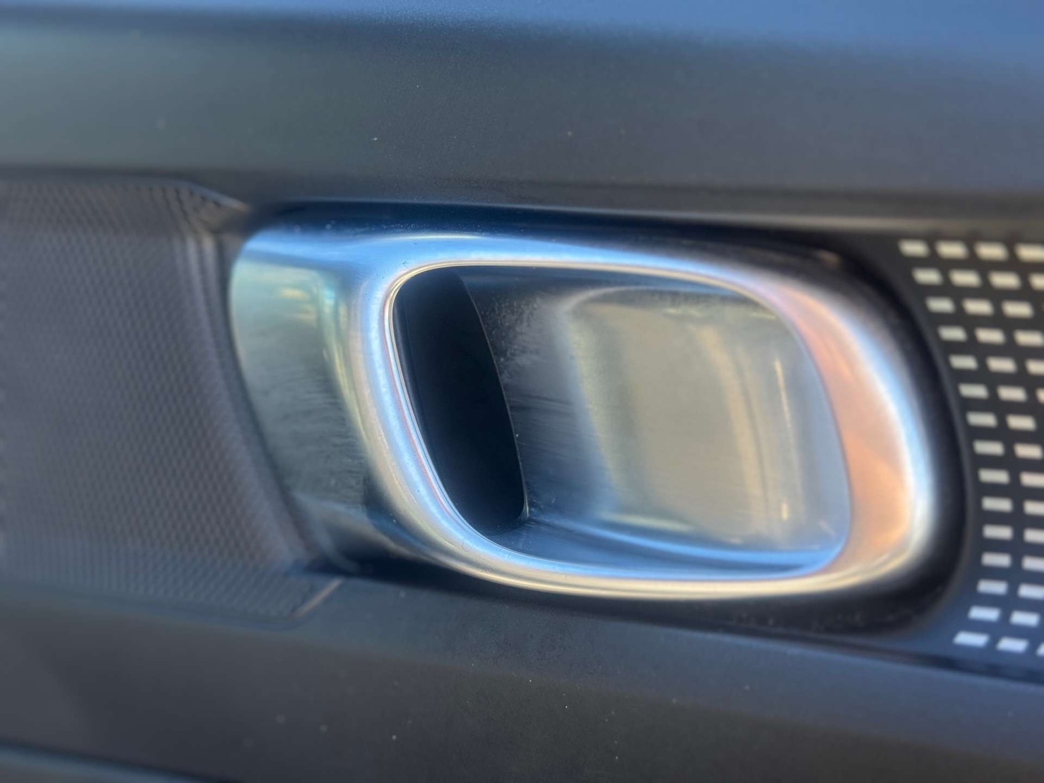 Used Volvo XC40 2021 for sale - 77931801: Photo 59