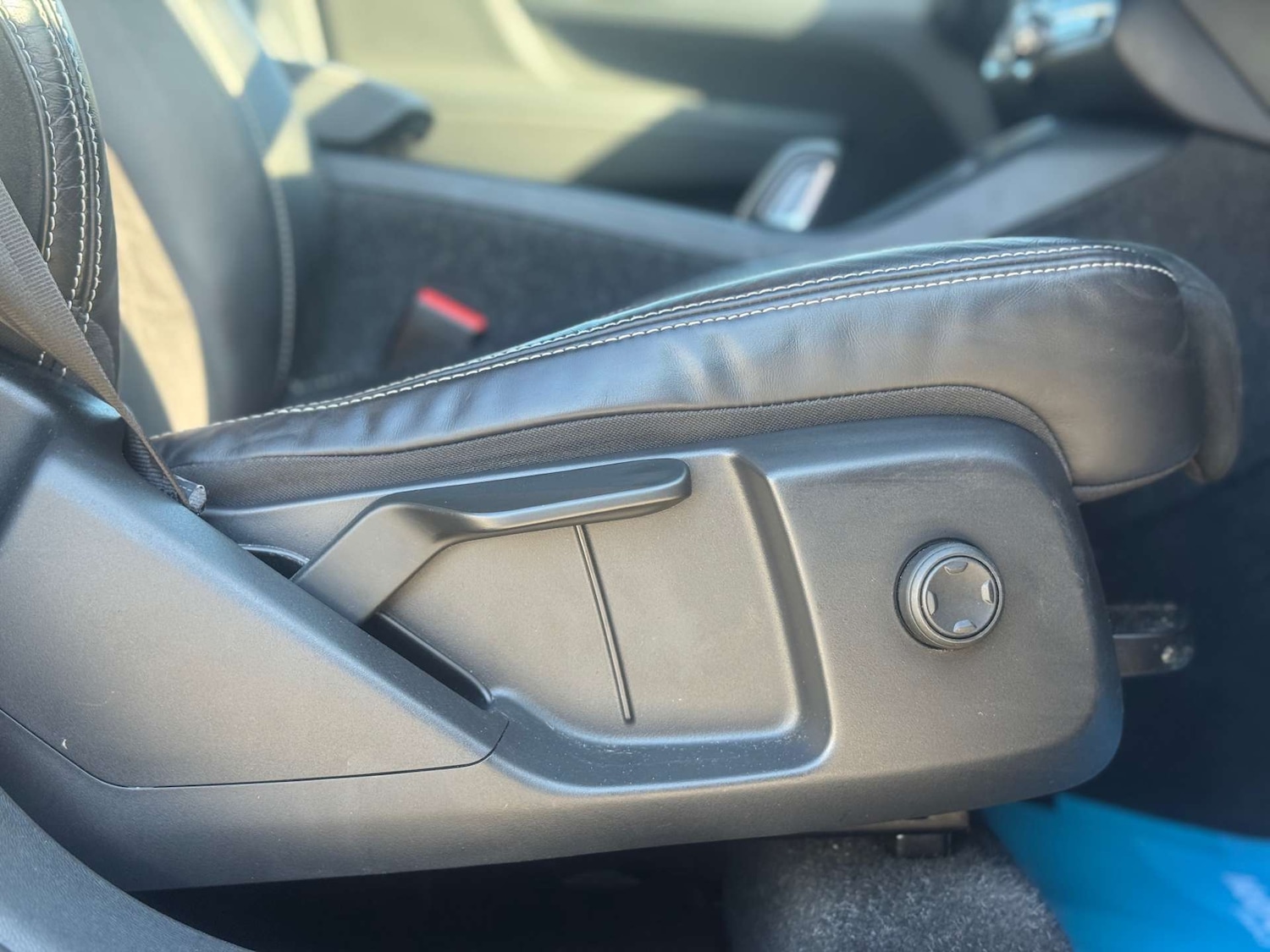 Used Volvo XC40 2021 for sale - 77931801: Photo 77