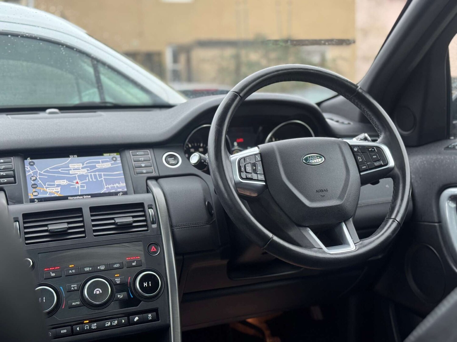 Used Land Rover Discovery Sport 2018 for sale - 77368778: Photo 14