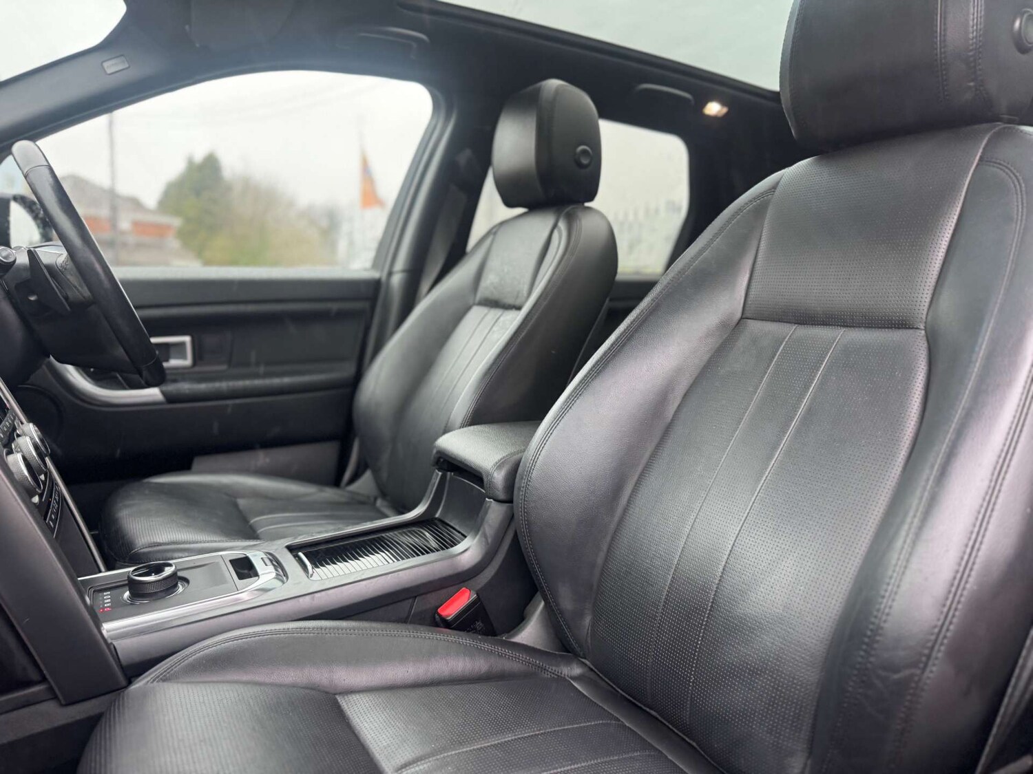 Used Land Rover Discovery Sport 2018 for sale - 77368778: Photo 23