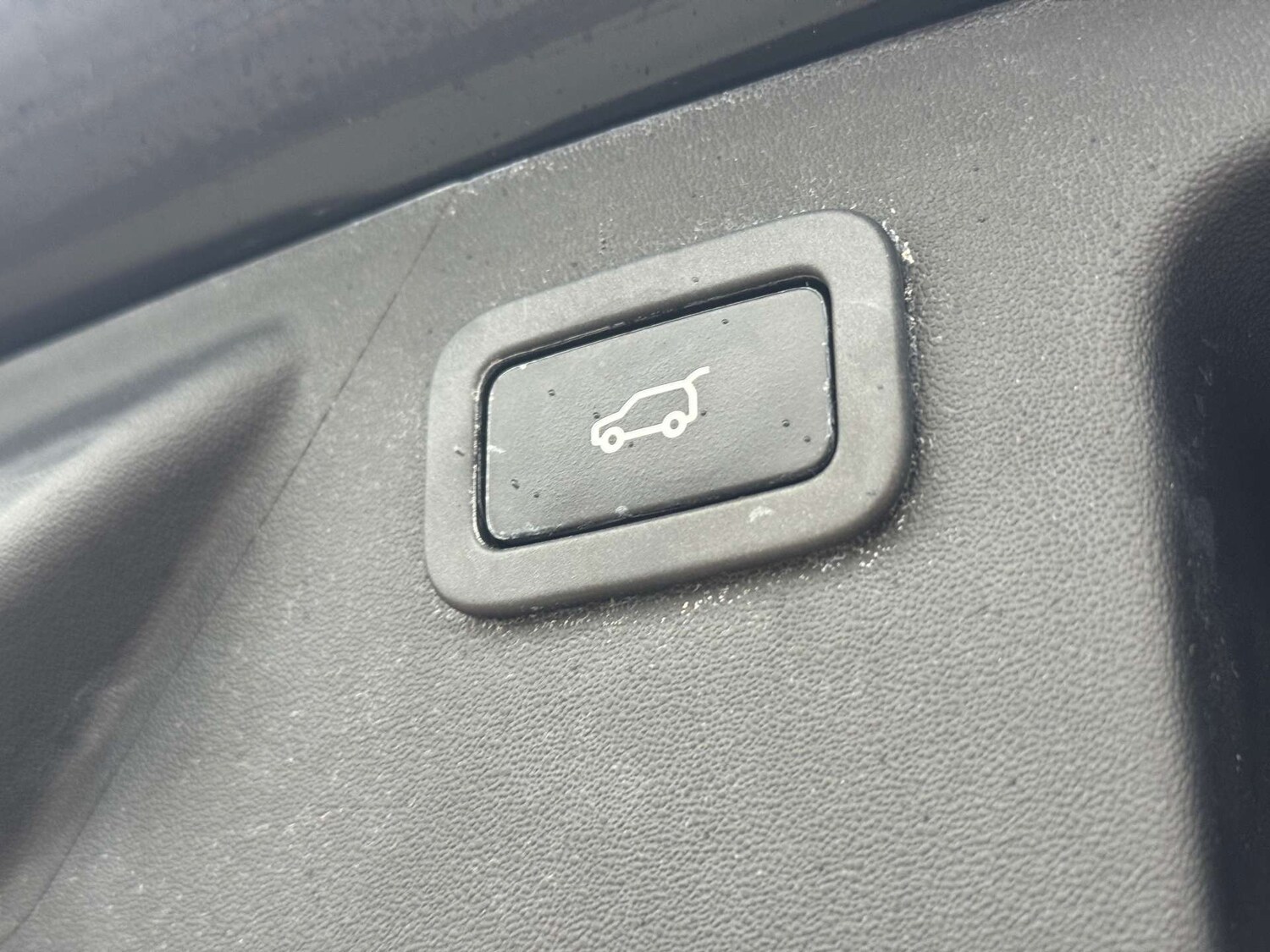 Used Land Rover Discovery Sport 2018 for sale - 77368778: Photo 28