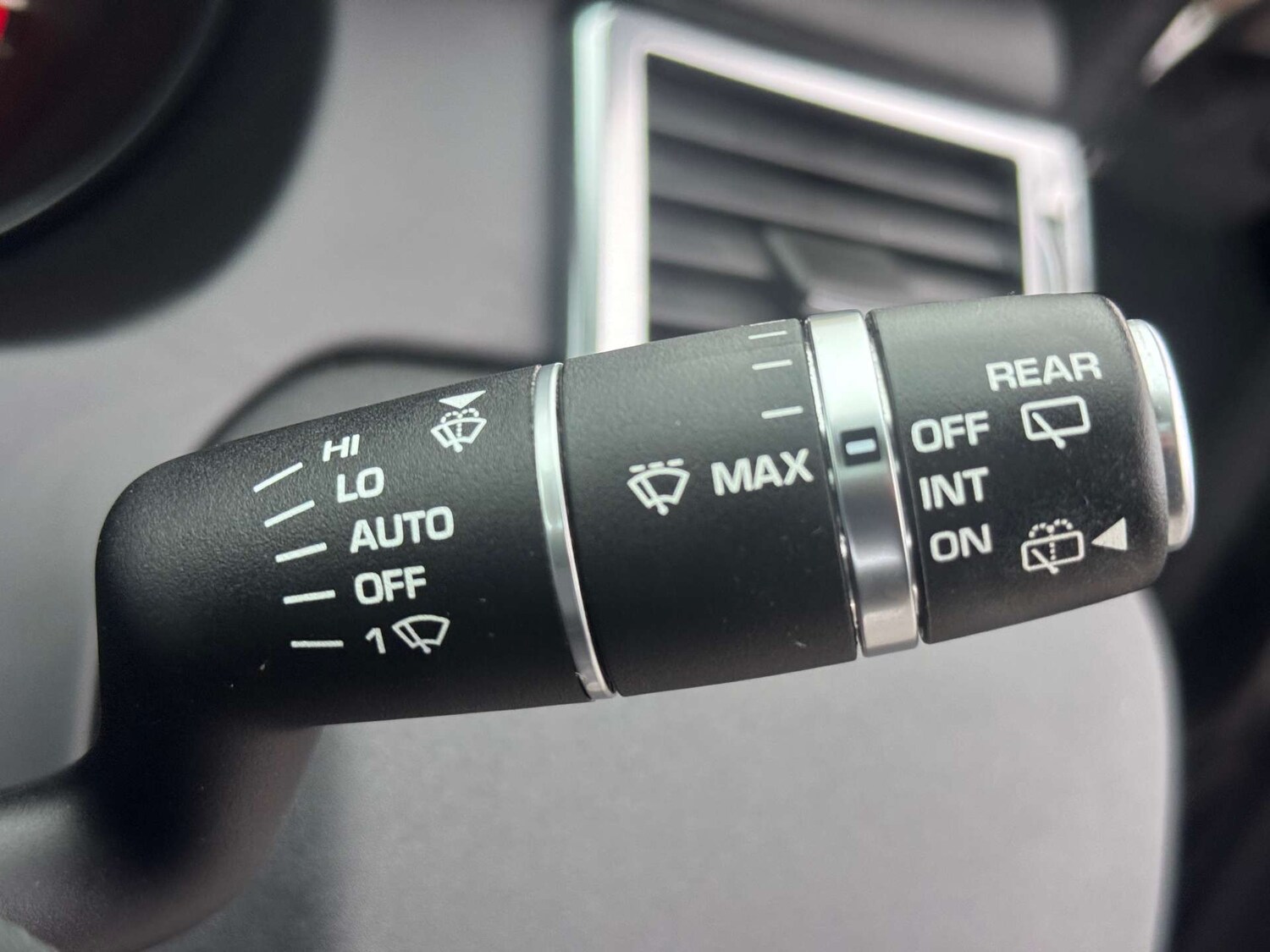 Used Land Rover Discovery Sport 2018 for sale - 77368778: Photo 47