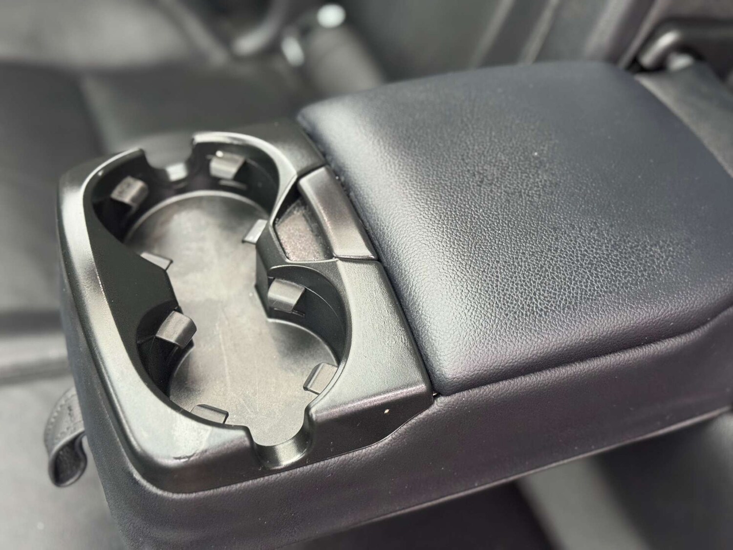 Used Land Rover Discovery Sport 2018 for sale - 77368778: Photo 69