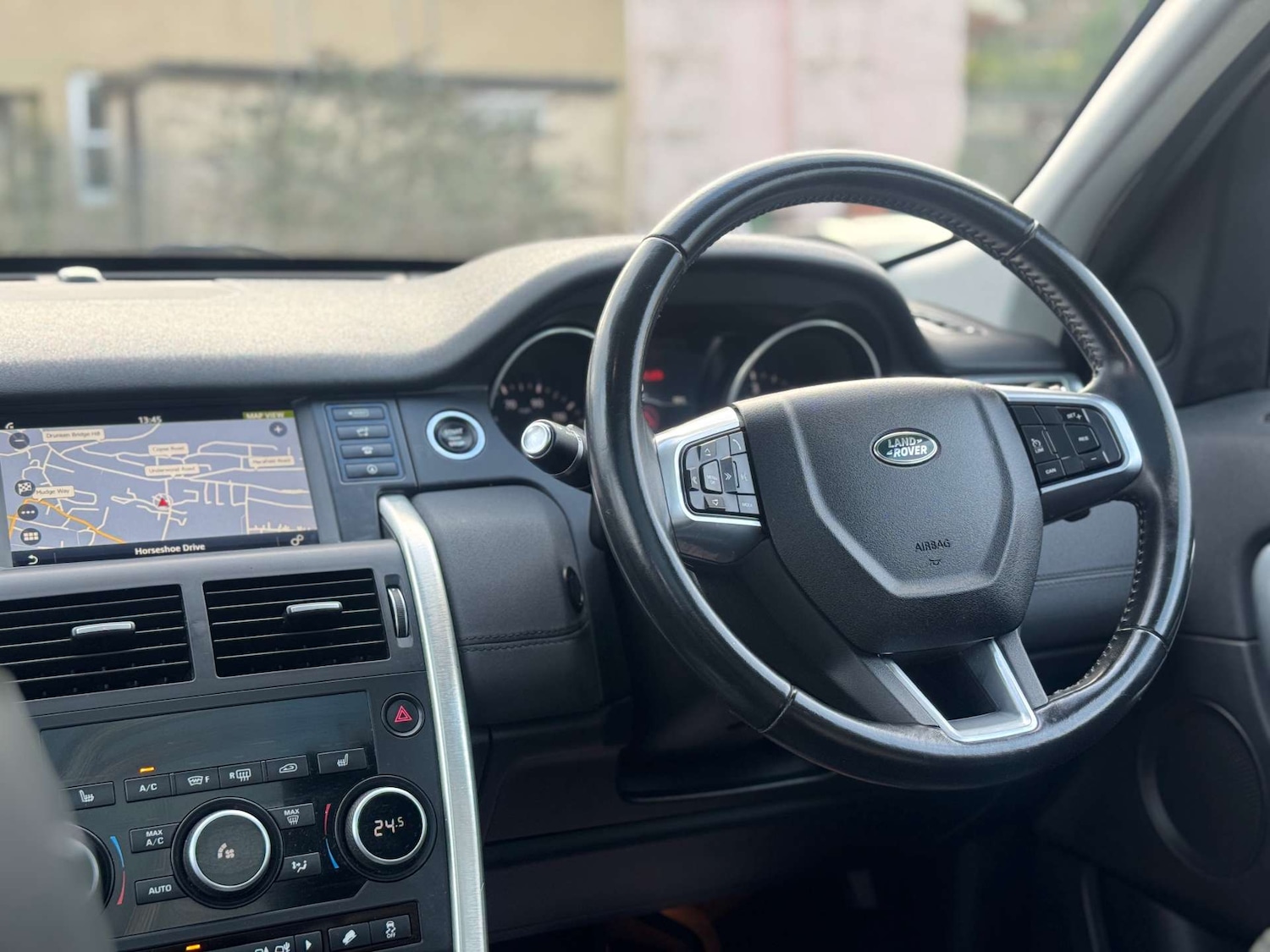 Used Land Rover Discovery Sport 2017 for sale - 77249403: Photo 13