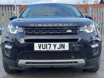 Used Land Rover Discovery Sport 2017 for sale - 77249403: Photo