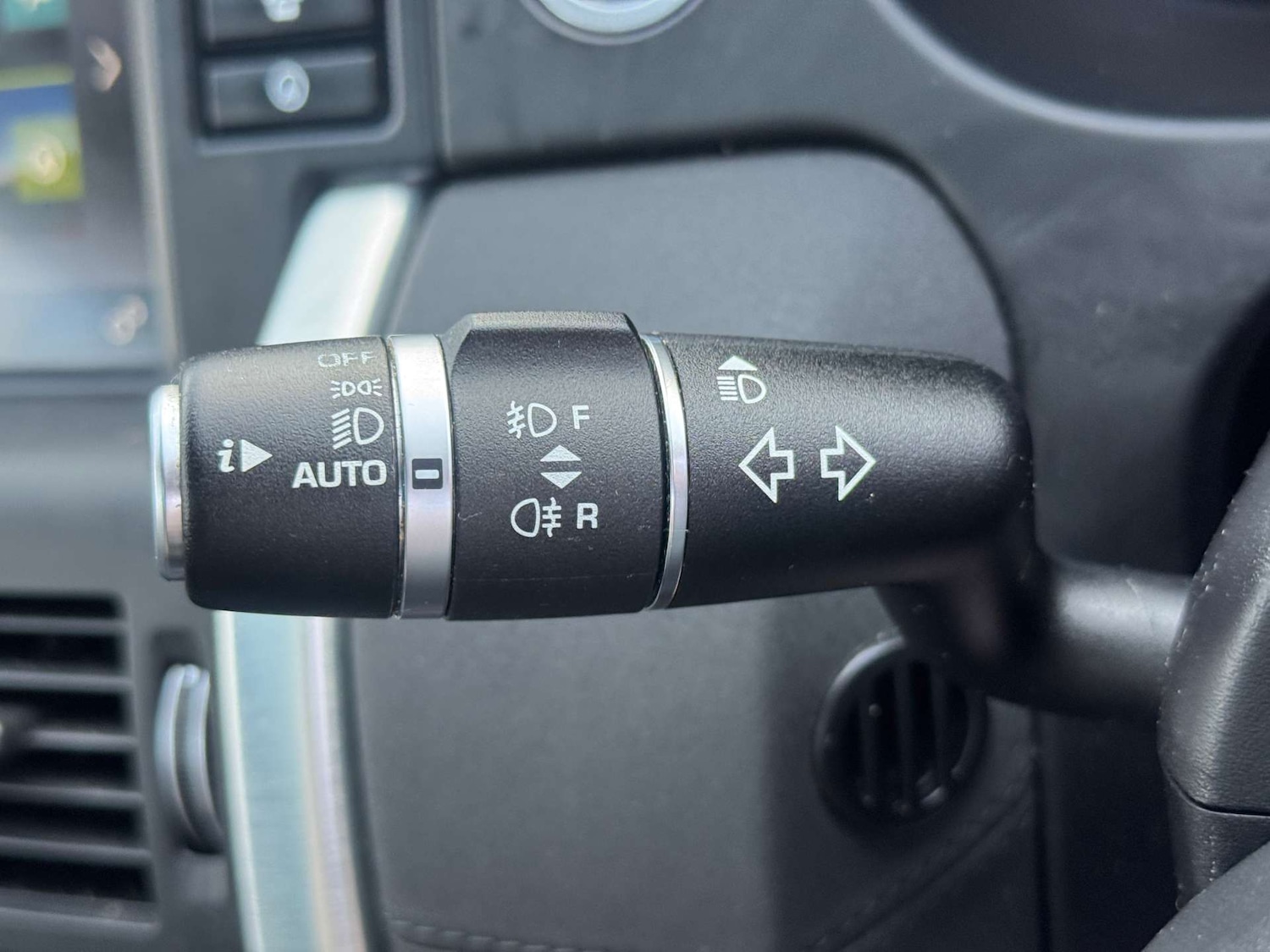 Used Land Rover Discovery Sport 2017 for sale - 77249403: Photo 38