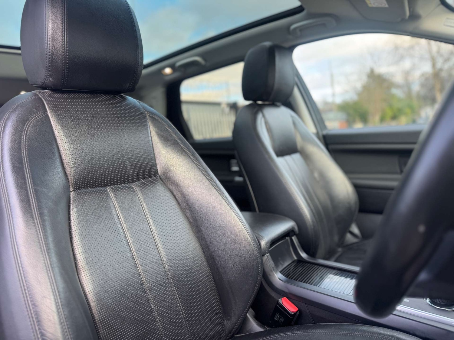 Used Land Rover Discovery Sport 2017 for sale - 77249403: Photo 60