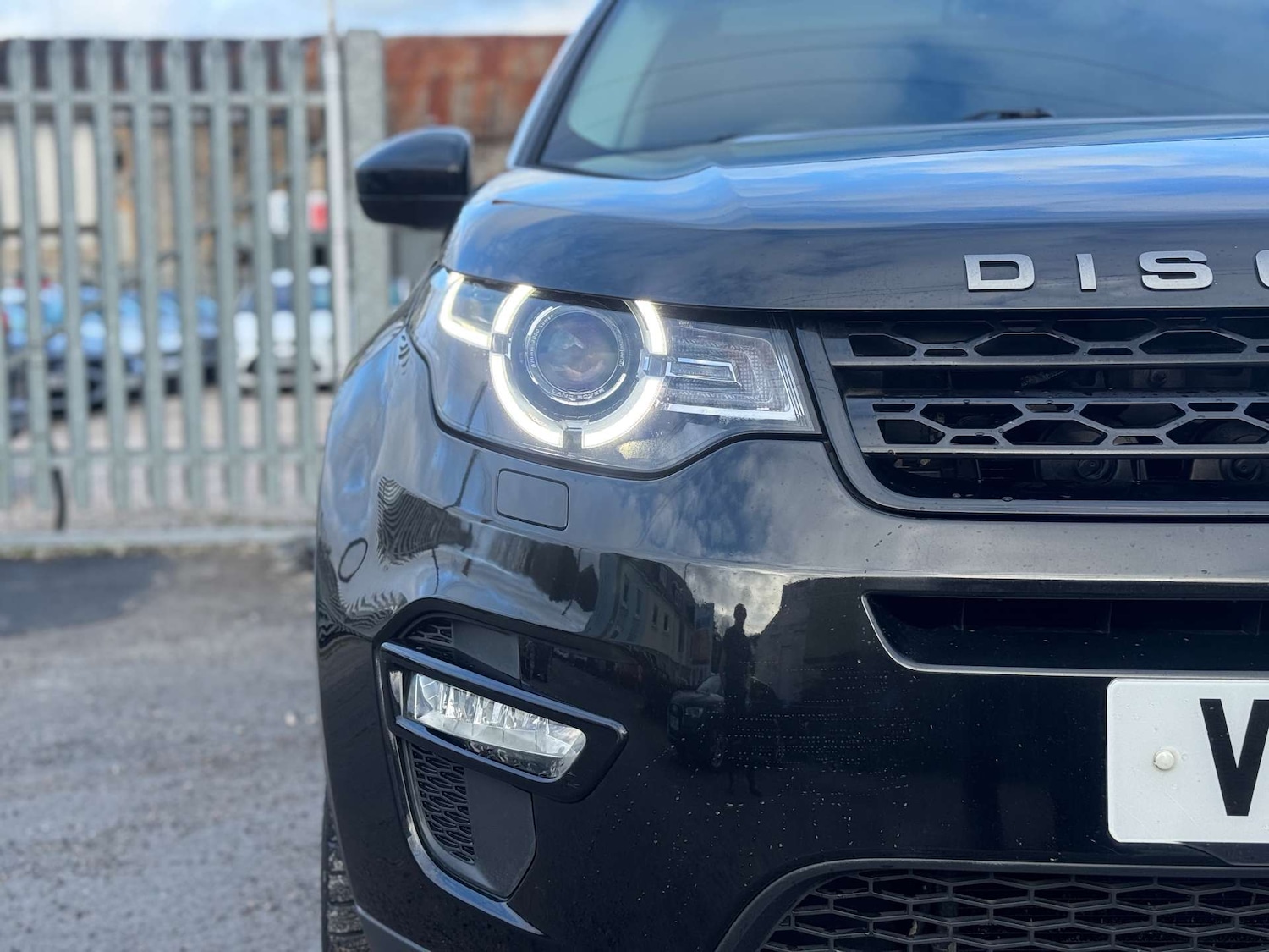 Used Land Rover Discovery Sport 2017 for sale - 77249403: Photo 9