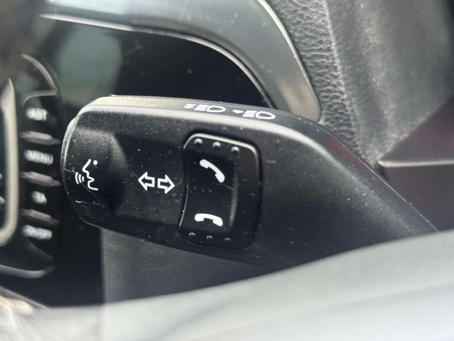 Used Ford S-Max 2013 for sale - 77207470: Photo 16