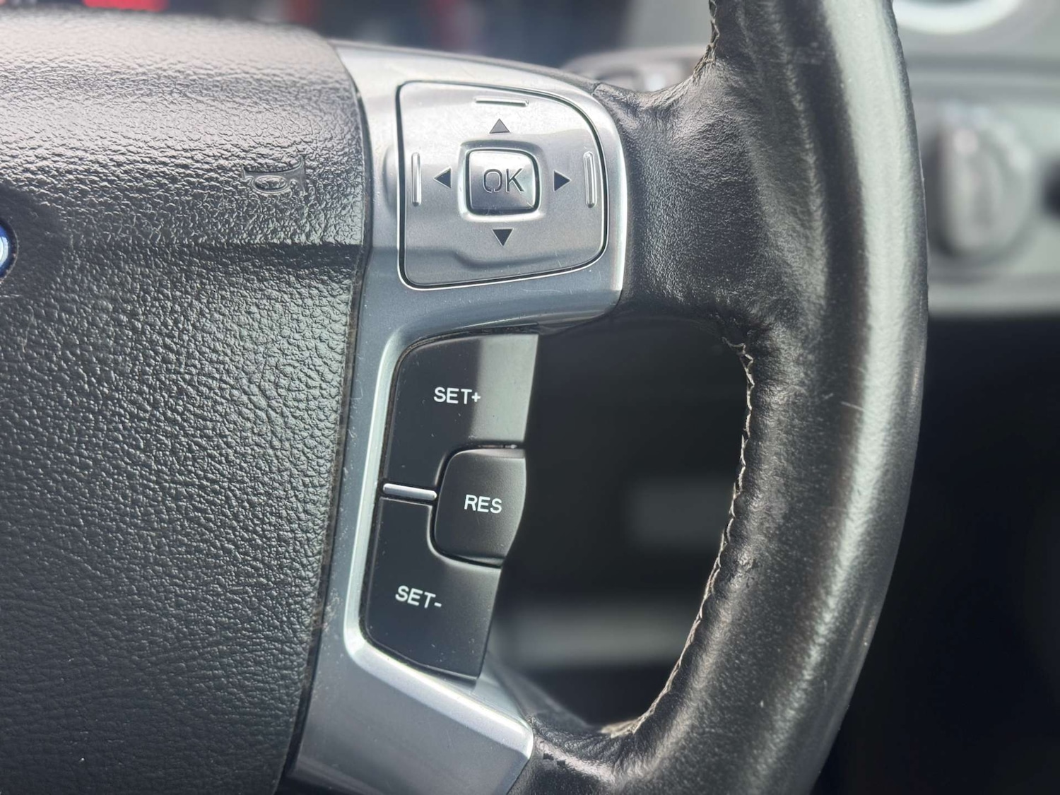 Used Ford S-Max 2013 for sale - 77207470: Photo 27