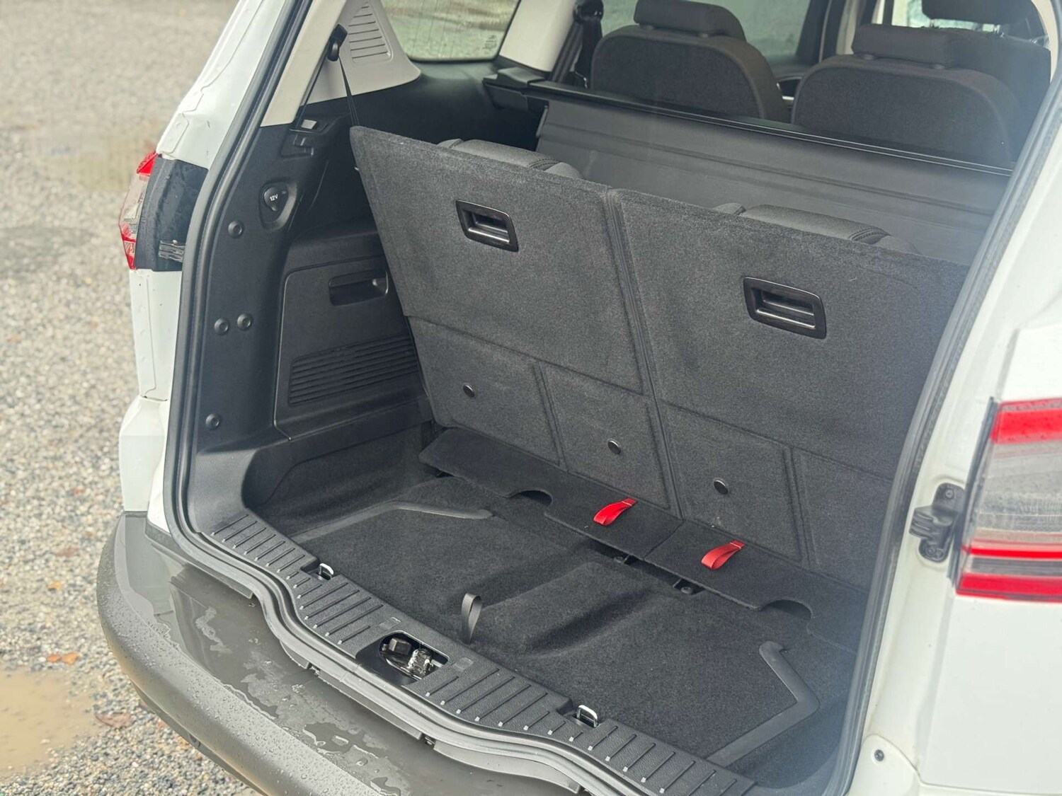 Used Ford S-Max 2013 for sale - 77207470: Photo 39