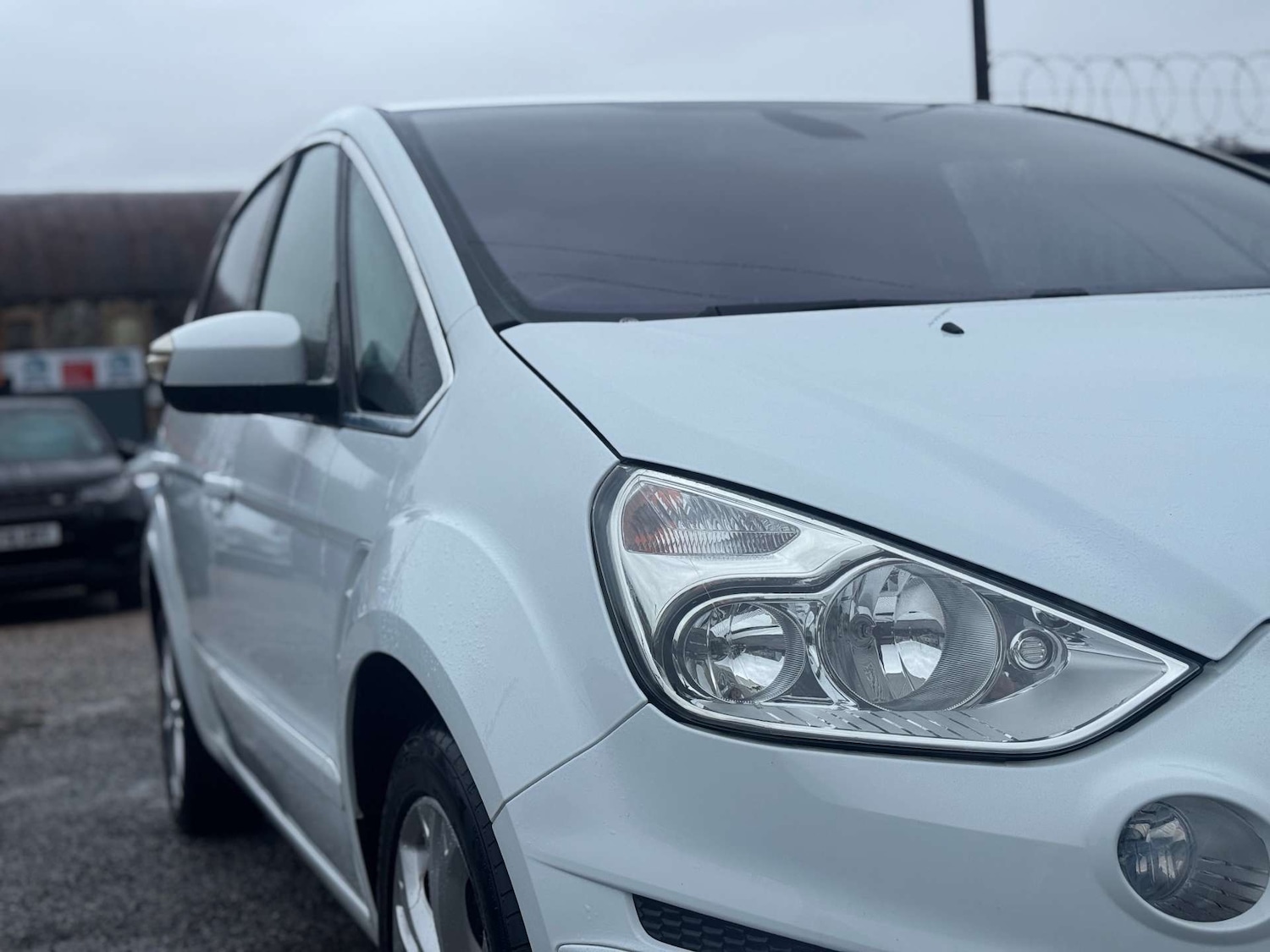 Used Ford S-Max 2013 for sale - 77207470: Photo 90