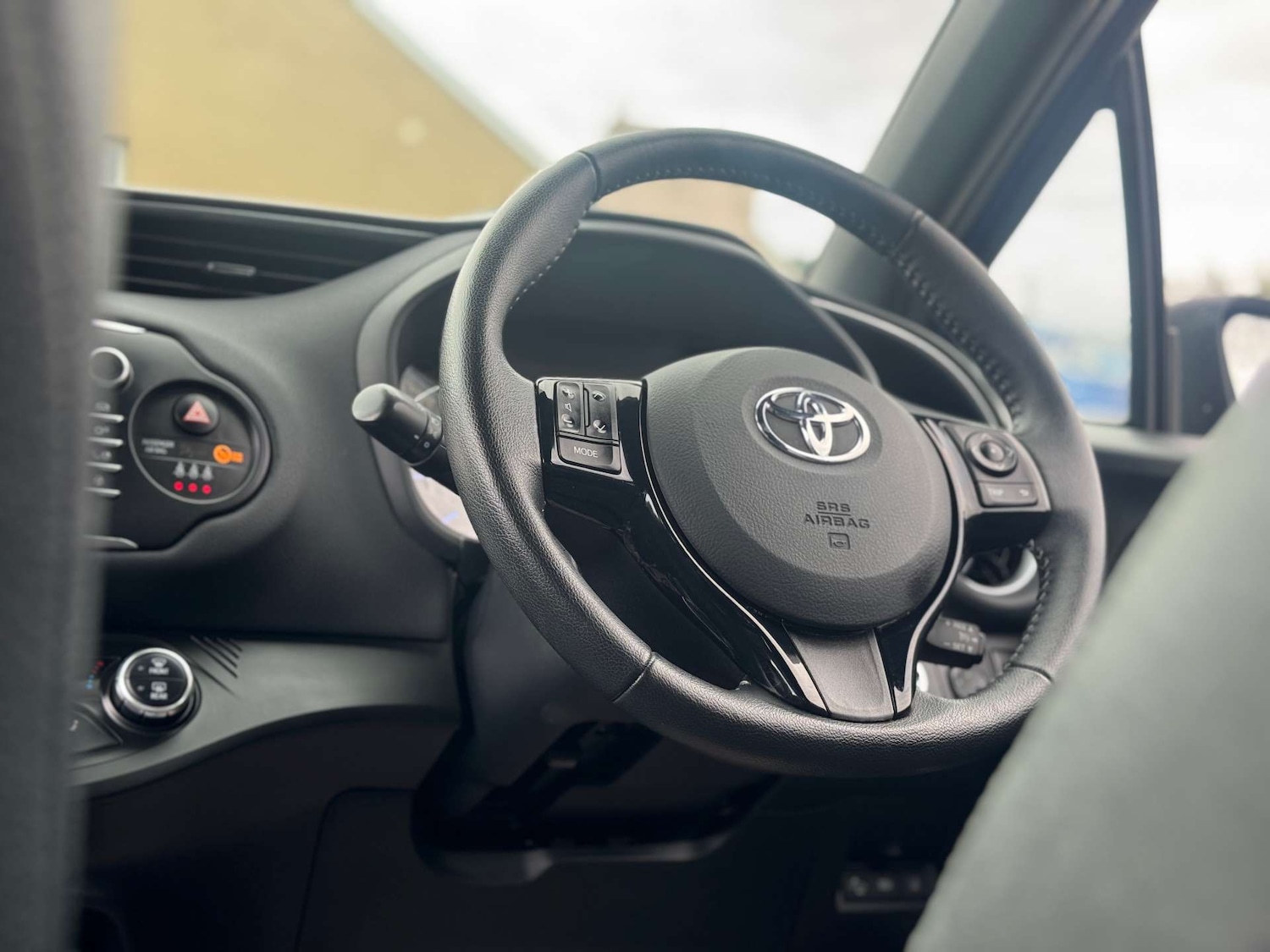 Used Toyota Yaris 2019 for sale - 77627686: Photo 6