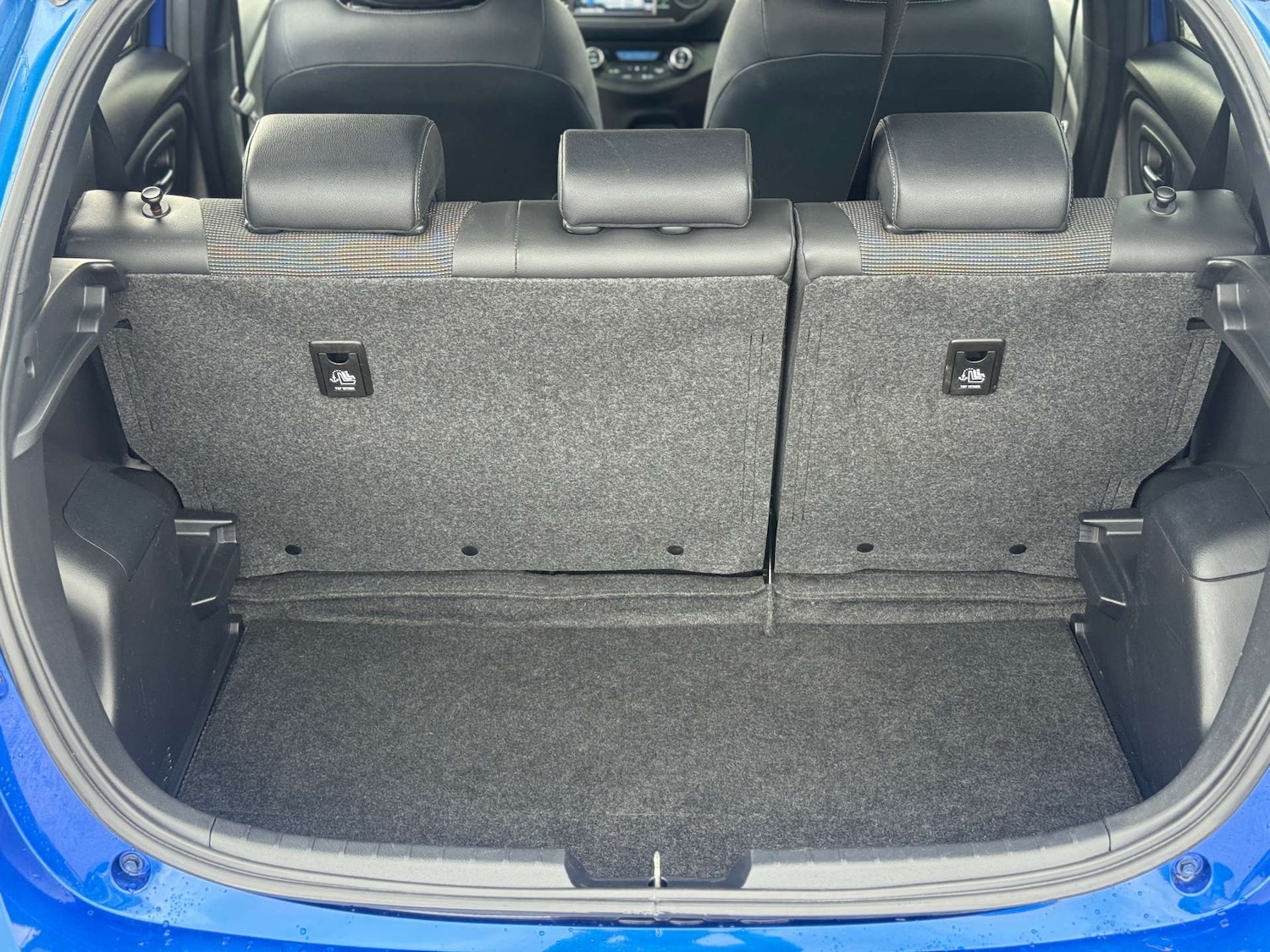 Used Toyota Yaris 2019 for sale - 77627686: Photo 62