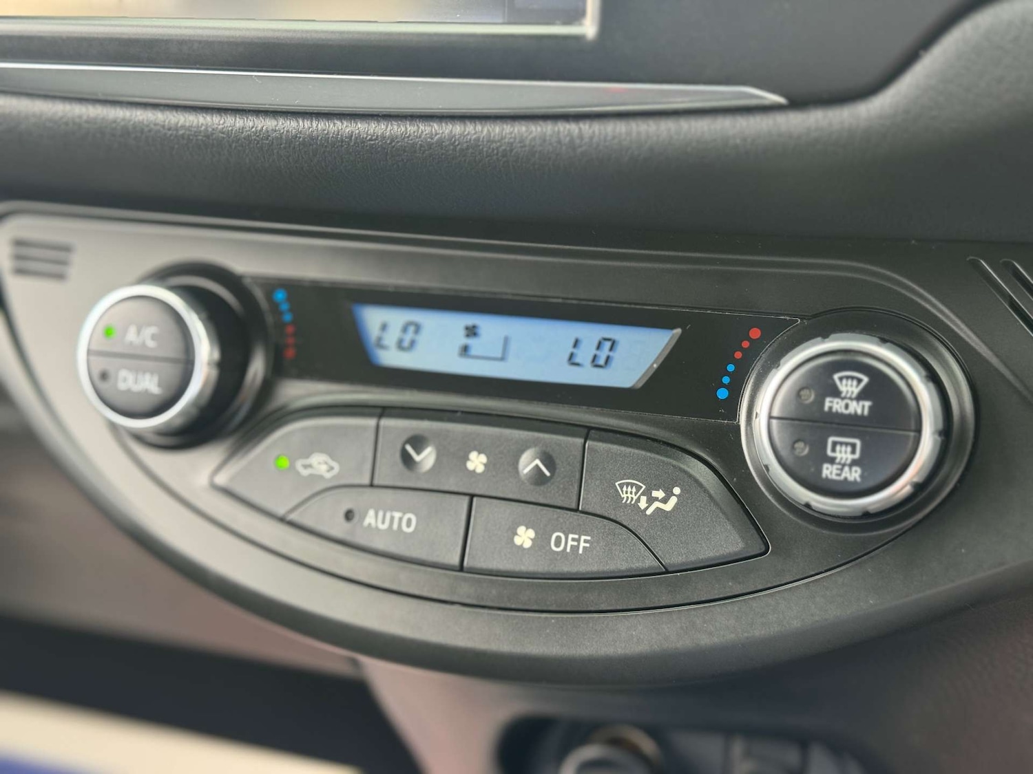 Used Toyota Yaris 2019 for sale - 77627686: Photo 68