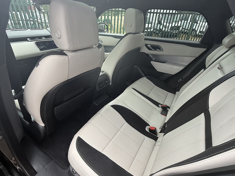 Used Land Rover Range Rover Velar 2018 for sale - 76411902: Photo 18