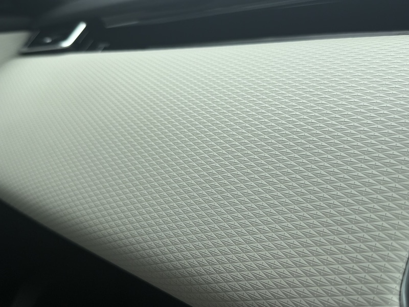 Used Land Rover Range Rover Velar 2018 for sale - 76411902: Photo 46