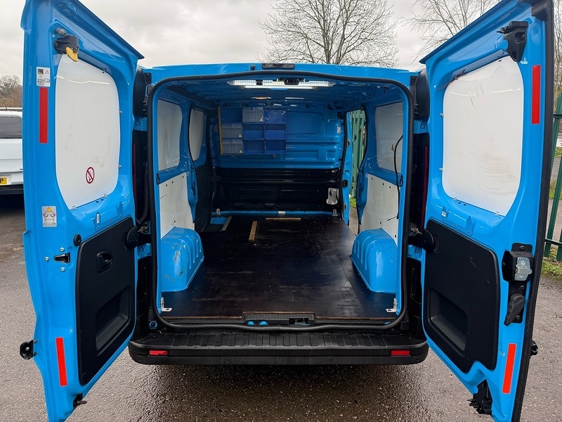 Used Vauxhall Vivaro 2017 for sale - 76776245: Photo 14