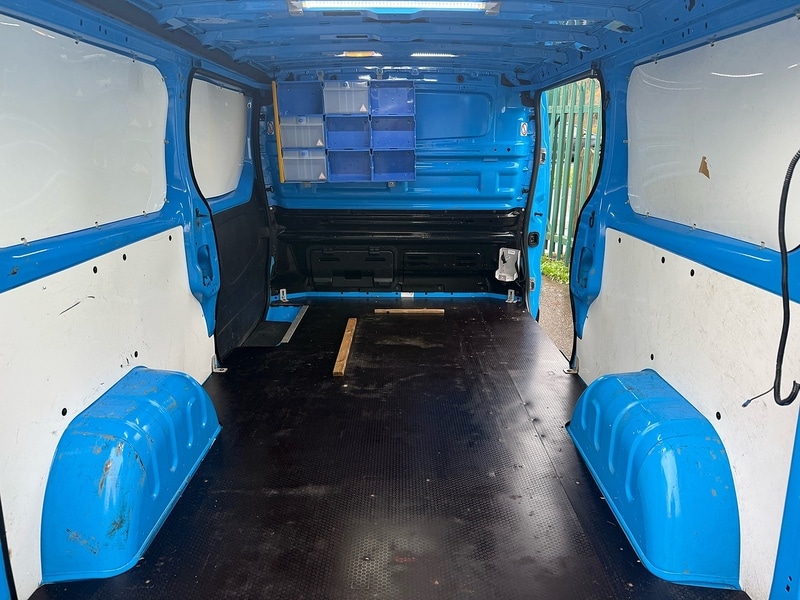 Used Vauxhall Vivaro 2017 for sale - 76776245: Photo 16