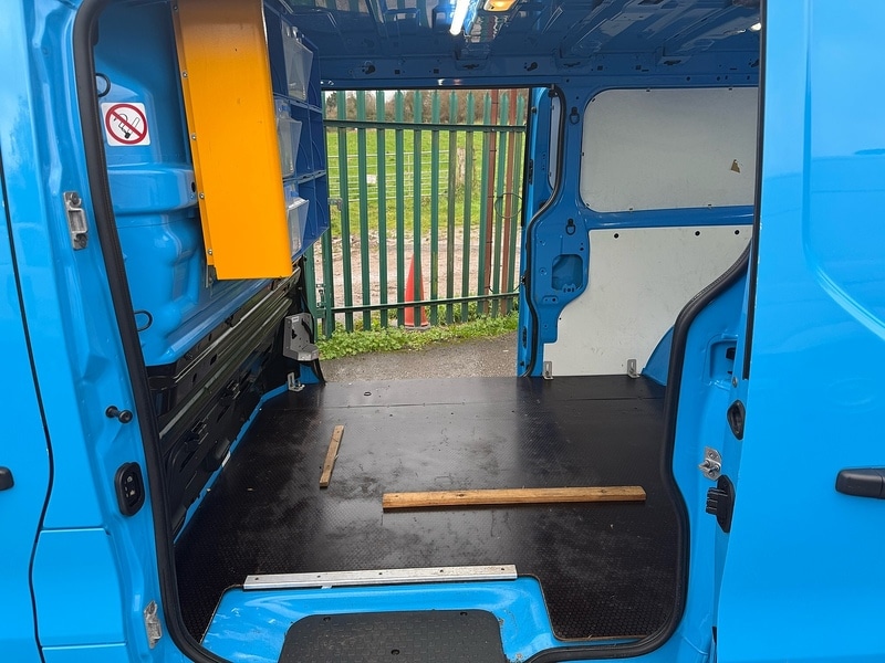 Used Vauxhall Vivaro 2017 for sale - 76776245: Photo 17