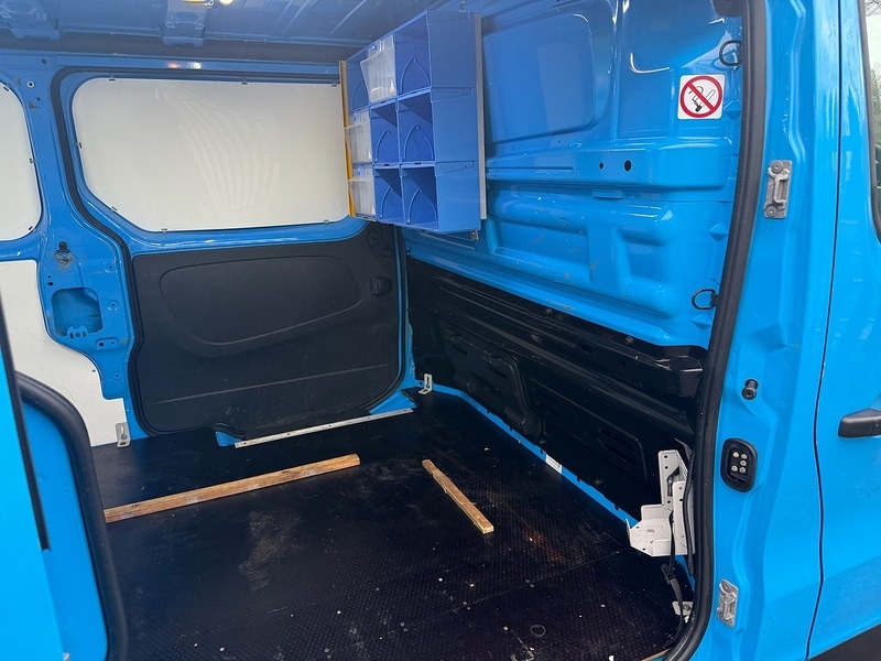 Used Vauxhall Vivaro 2017 for sale - 76776245: Photo 22