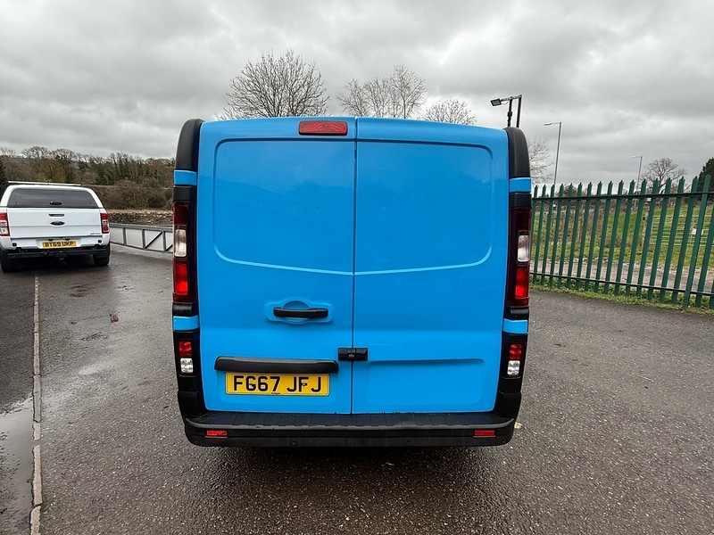Used Vauxhall Vivaro 2017 for sale - 76776245: Photo 9