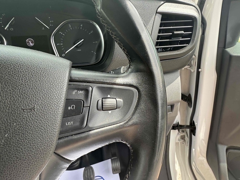 Used Vauxhall Vivaro 2022 for sale - 76411889: Photo 41