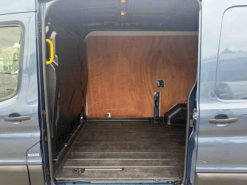 Used Ford Transit 2020 for sale - 76411863: Photo 17