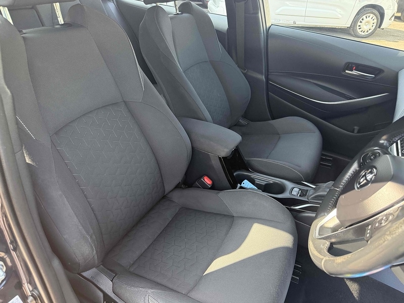 Used Toyota Corolla 2021 for sale - 76411858: Photo 30