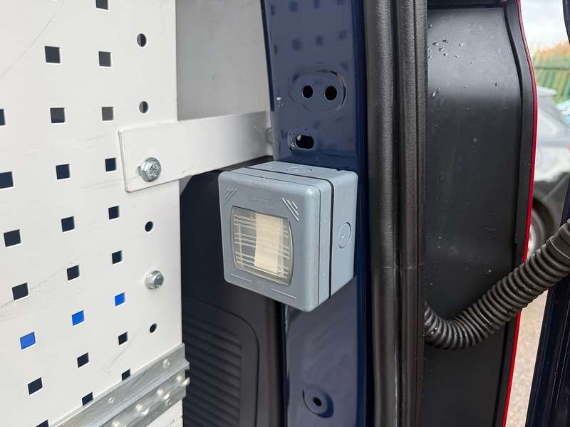 Used Ford Transit Connect 2017 for sale - 76564875: Photo 20