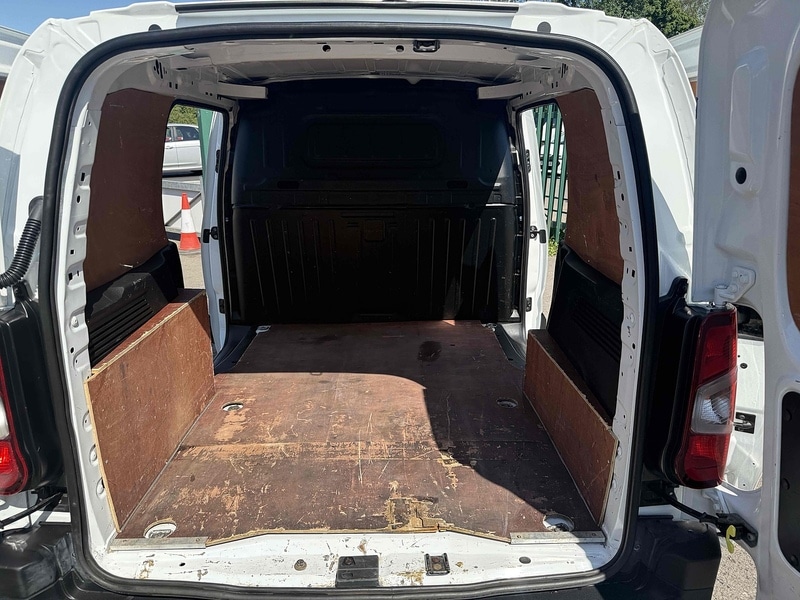 Used Toyota ProAce 2022 for sale - 76411893: Photo 22