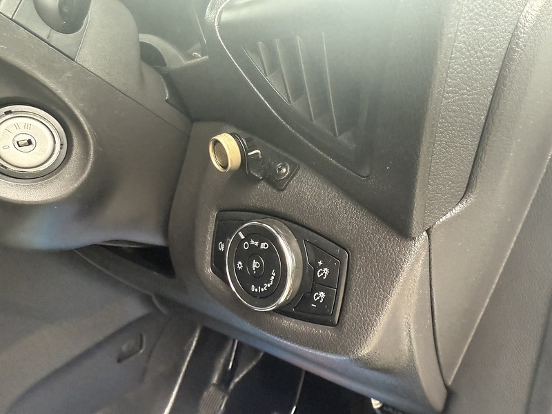 Used Ford Transit Connect 2018 for sale - 76411898: Photo 32