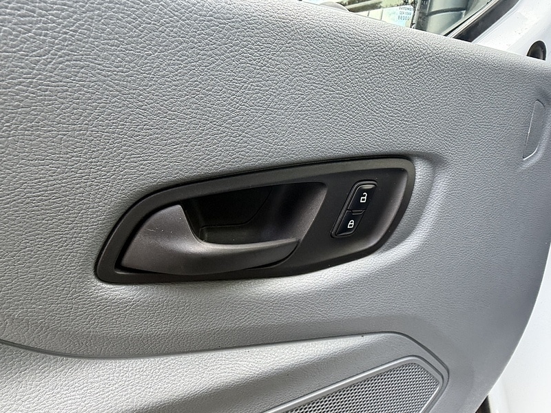 Used Ford Transit 2018 for sale - 76450338: Photo 30