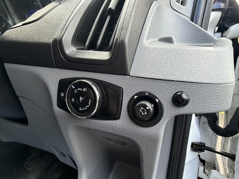 Used Ford Transit 2018 for sale - 76450338: Photo 32