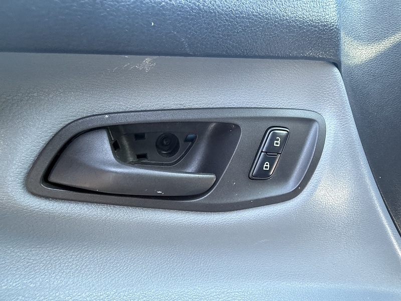 Used Ford Transit Custom 2017 for sale - 76411879: Photo 25