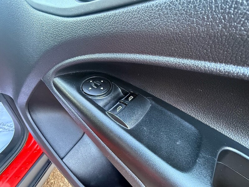 Used Ford Transit Connect 2017 for sale - 76591277: Photo 30