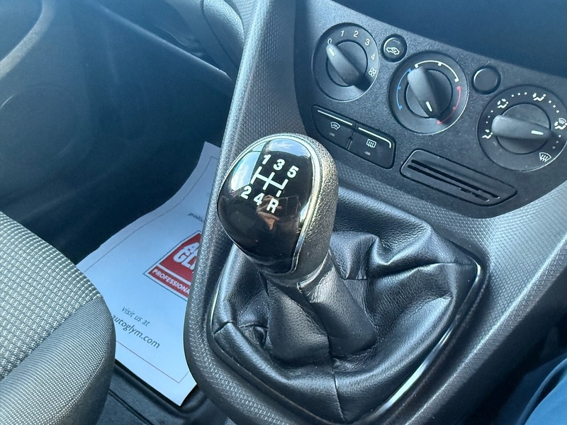 Used Ford Transit Connect 2017 for sale - 76591277: Photo 36