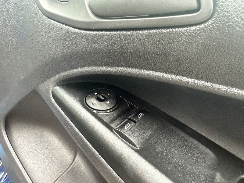 Used Ford Transit Connect 2017 for sale - 76411896: Photo 31