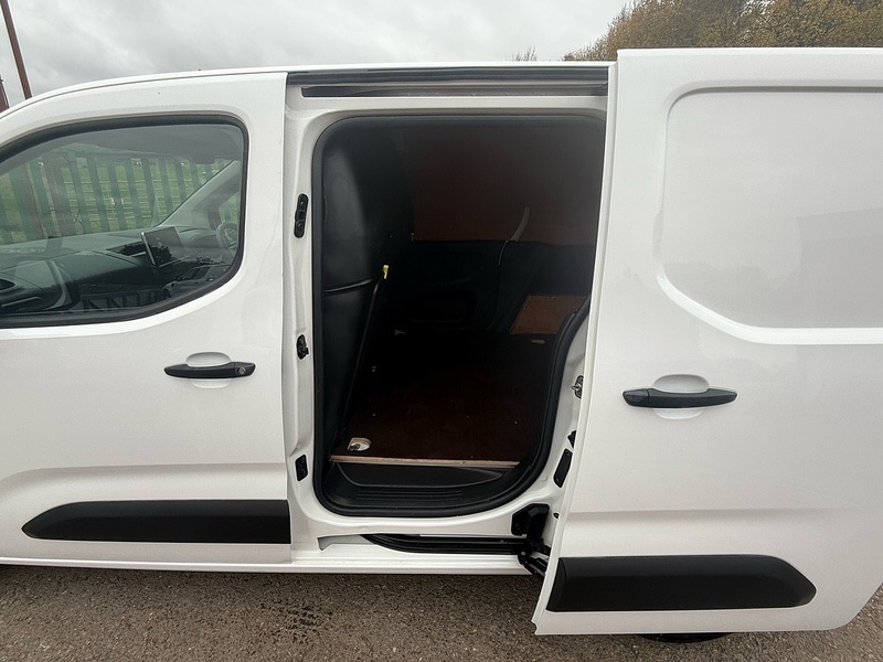 Used Citroen Berlingo 2020 for sale - 76510394: Photo 21